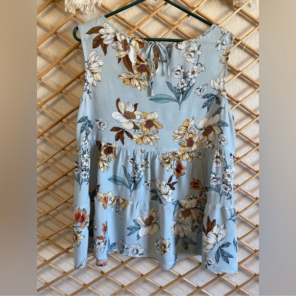 ✨Tribal Jeans Flowy Floral Tank✨ - Picture 5 of 5